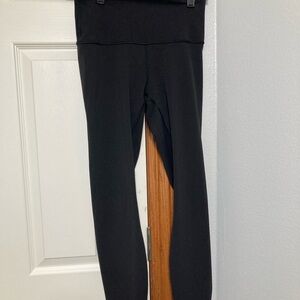lululemon athletica Black Leggings with High Waistband and Slim Fit